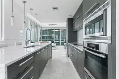 900 Biscayne Blvd #5812, Miami, FL 33132 - Photo 7