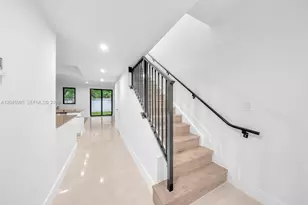 5505 W Oak Wy, Dania Beach, FL 33314 - Photo 9