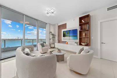900 Biscayne Blvd #2506, Miami, FL 33132 - Photo 3