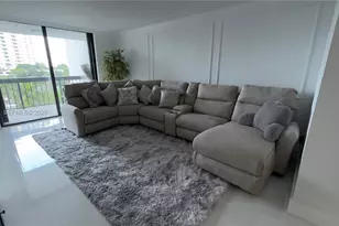 2333 Brickell Ave, Miami, FL 33129 - Photo 11