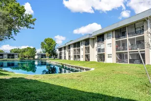 8020 N Colony Circle N, Tamarac, FL 33321 - Photo 11