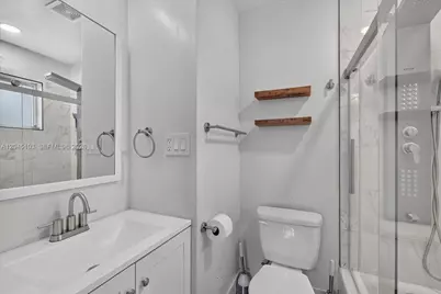1131 N 75th Ave, Hollywood, FL 33024 - Photo 17
