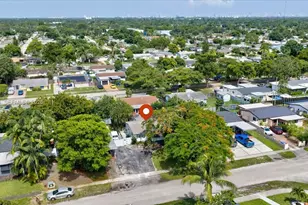 1131 N 75th Ave, Hollywood, FL 33024 - Photo 27