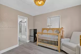 1131 N 75th Ave, Hollywood, FL 33024 - Photo 15