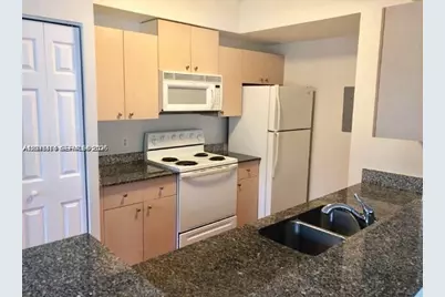 2493 Centergate Dr #204, Miramar, FL 33025 - Photo 3