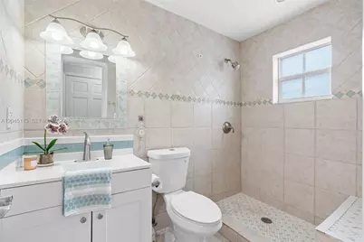 795 NW 73rd Ave, Margate, FL 33063 - Photo 7