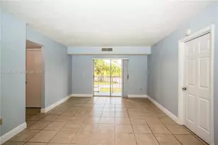 8200 SW 210th St, Cutler Bay, FL 33189 - Photo 15