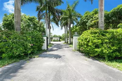8000 SW 184th St, Cutler Bay, FL 33157 - Photo 5