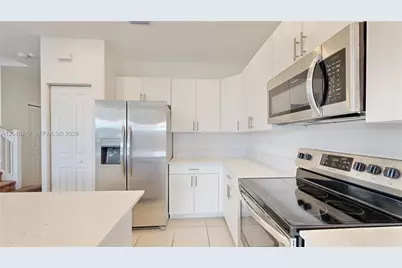 10004 SW 231st Ln #10004, Cutler Bay, FL 33190 - Photo 9