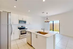 10004 SW 231st Ln, Cutler Bay, FL 33190 - Photo 9