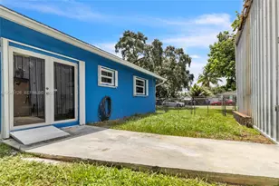 6145 Hayes St, Hollywood, FL 33024 - Photo 15
