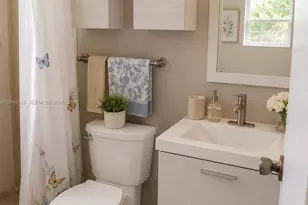 6145 Hayes St, Hollywood, FL 33024 - Photo 17