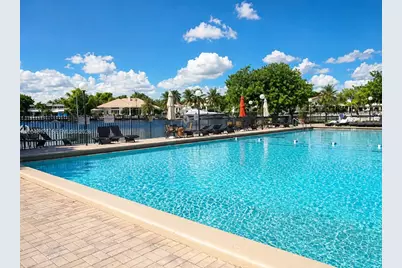 851 Three Islands Blvd #520, Hallandale Beach, FL 33009 - Photo 5