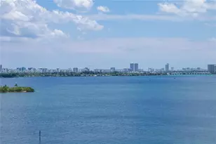 1800 NE 114th St, Miami, FL 33181 - Photo 15