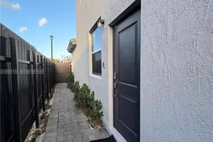 16144 SW 148th Pl, Miami, FL 33187 - Photo 1