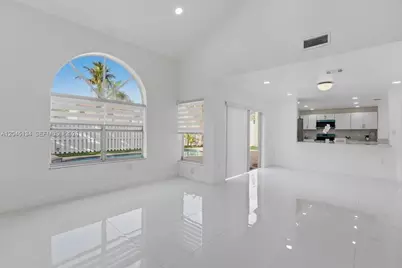 13209 NW 12th Ct, Sunrise, FL 33323 - Photo 15