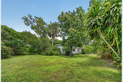 8340 SW 151st St, Palmetto Bay, FL 33158 - Photo 37