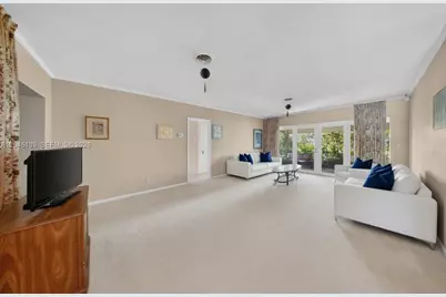 8340 SW 151st St, Palmetto Bay, FL 33158 - Photo 11