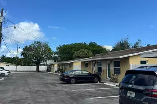 4708 SW 33rd Ave, Dania Beach, FL 33312 - Photo 5