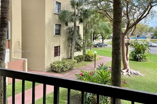 10835 SW 112th Ave, Miami, FL 33176 - Photo 13