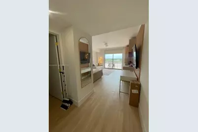 90 NE 32 #819, Miami, FL 33137 - Photo 5
