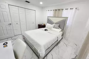 8240 SW 38th St, Miami, FL 33155 - Photo 11