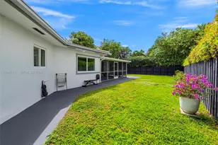 1724 71st St, Miami Beach, FL 33141 - Photo 21