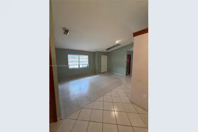 3262 SW 139th Pl, Miami, FL 33175 - Photo 5