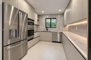 2 NE 91st St, Miami Shores, FL 33138 - Photo 5