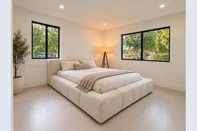2 NE 91st St, Miami Shores, FL 33138 - Photo 7