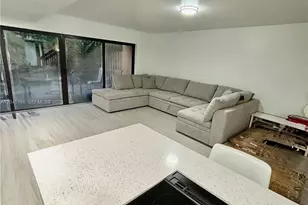 8010 NW 27th Pl, Sunrise, FL 33322 - Photo 3
