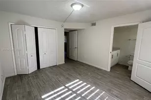 7439 W 22nd Ave, Hialeah, FL 33016 - Photo 11