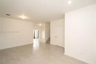 270 SW 159th Pl, Pembroke Pines, FL 33027 - Photo 3