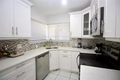14431 NW 15th Dr, Miami, FL 33167 - Photo 9