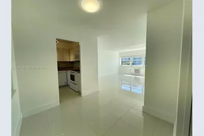 220 Kings Point Dr #502, Sunny Isles Beach, FL 33160 - Photo 3
