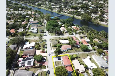 17880 NE 13th Ave, North Miami Beach, FL 33162 - Photo 3