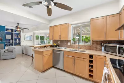 2601 NE 27th Way #0, Fort Lauderdale, FL 33306 - Photo 21