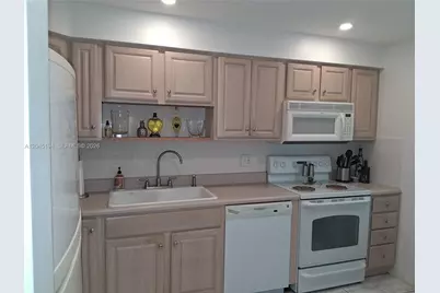 555 NW 4th Ave #4250, Boca Raton, FL 33432 - Photo 3