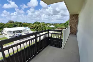 555 NW 4th Ave, Boca Raton, FL 33432 - Photo 11