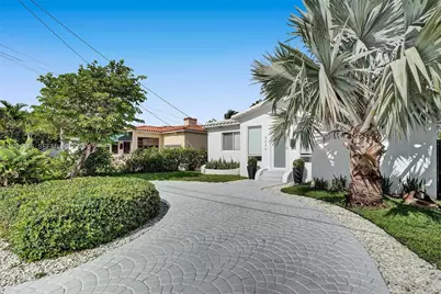 9040 Carlyle Ave, Surfside, FL 33154 - Photo 3