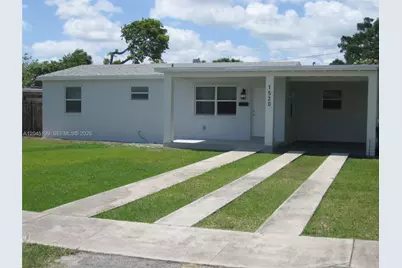 1520 NE 14th St, Homestead, FL 33033 - Photo 1