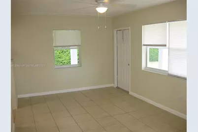 1520 NE 14th St, Homestead, FL 33033 - Photo 9