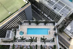 1300 Brickell Bay Dr, Miami, FL 33131 - Photo 15