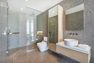 8701 Collins Ave, Miami Beach, FL 33154 - Photo 11