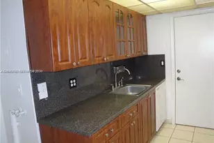18111 NW 68th Ave, Hialeah, FL 33015 - Photo 5