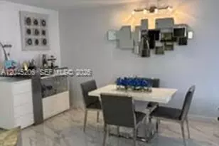 9686 Fontainebleau Blvd, Miami, FL 33172 - Photo 5