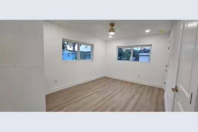 1233 SW Avenue C Pl, Belle Glade, FL 33430 - Photo 17