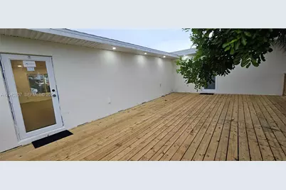 1233 SW Avenue C Pl, Belle Glade, FL 33430 - Photo 23