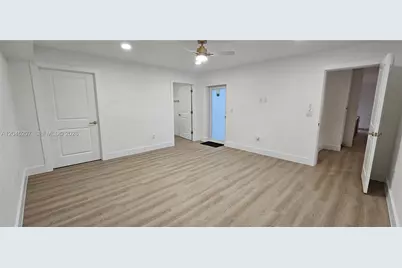 1233 SW Avenue C Pl, Belle Glade, FL 33430 - Photo 11