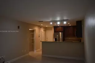 13900 Lake Placid Ct, Miami Lakes, FL 33014 - Photo 5